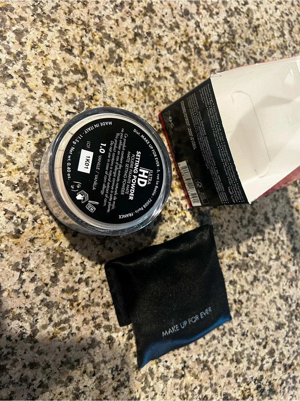 Makeup Forever Ultra HD Setting Powder - Black & Red Box